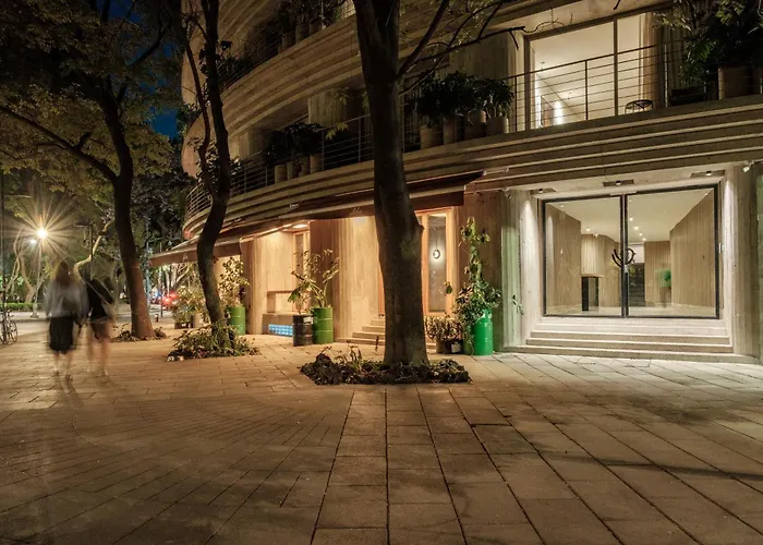 Modern Loft With Balcony & View Of Parque *
