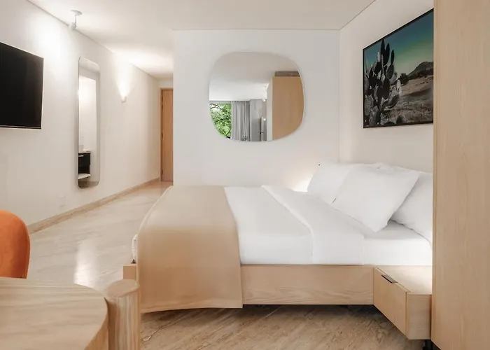 Modern Loft With Balcony & View Of Parque *