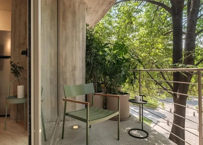 Modern Loft With Balcony & View Of Parque *