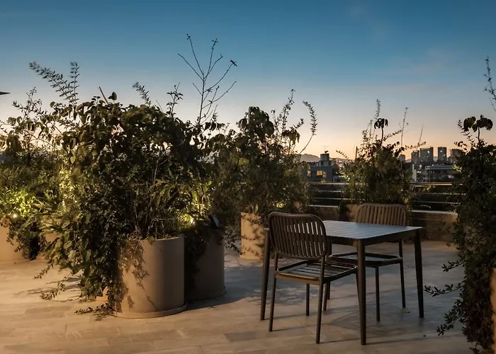 Modern Loft With Balcony & View Of Parque Appartamento